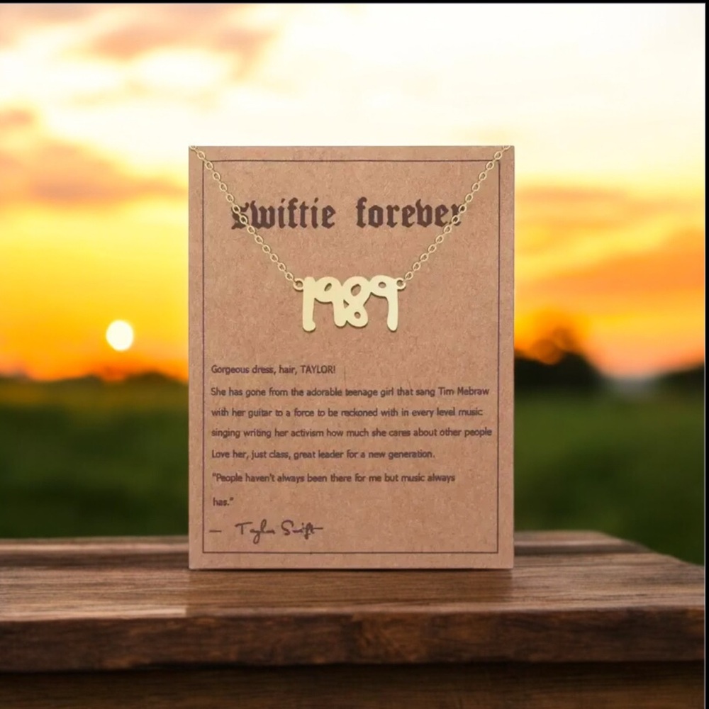 Taylor Swift Gold 1989 Necklace